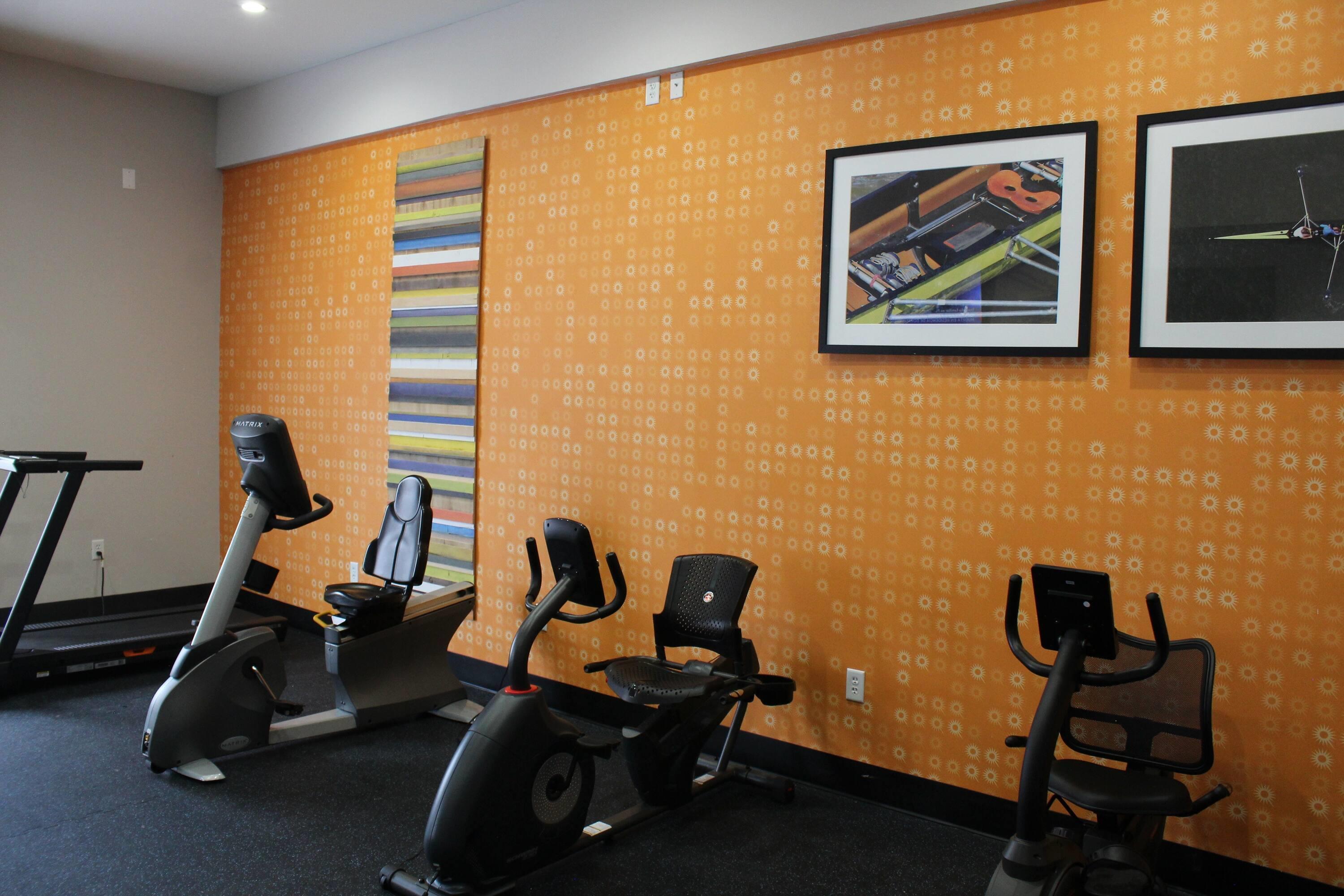 Health club fitness center gym | La Quinta Inn and Suites by Wyndham Schertz-San Antonio-Selma