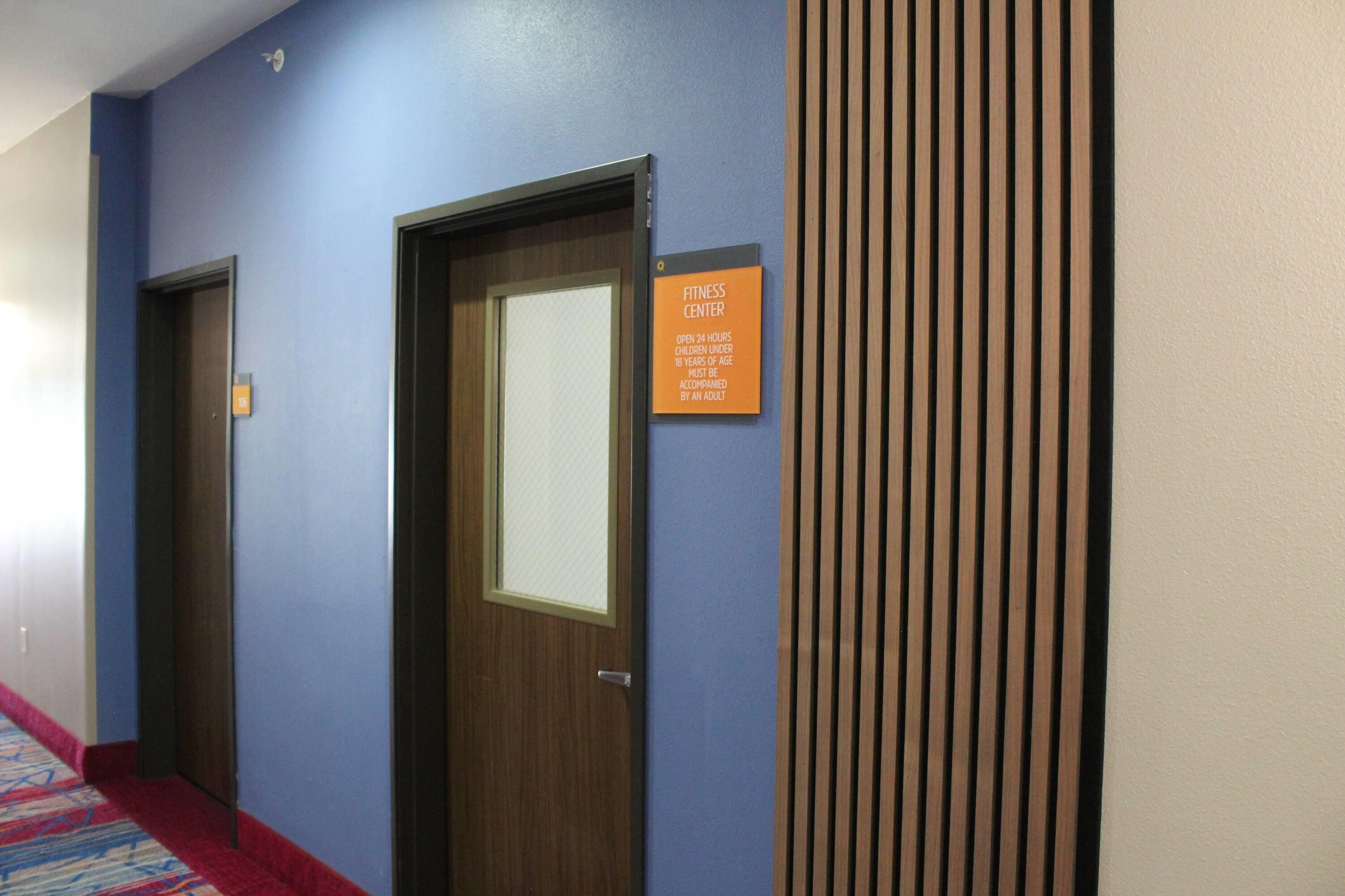 Health club fitness center gym | La Quinta Inn and Suites by Wyndham Schertz-San Antonio-Selma