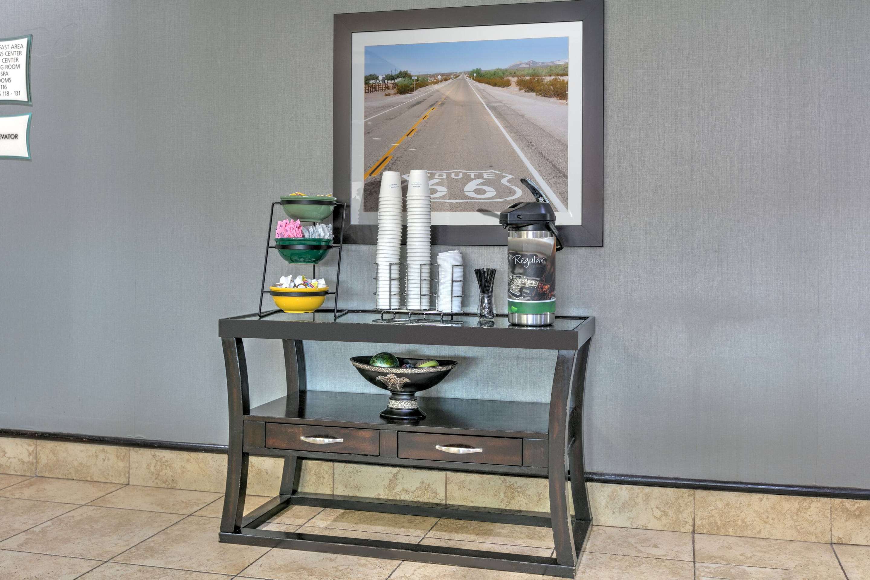Property amenity | La Quinta Inn & Suites by Wyndham Tulsa Airpt / Expo Square