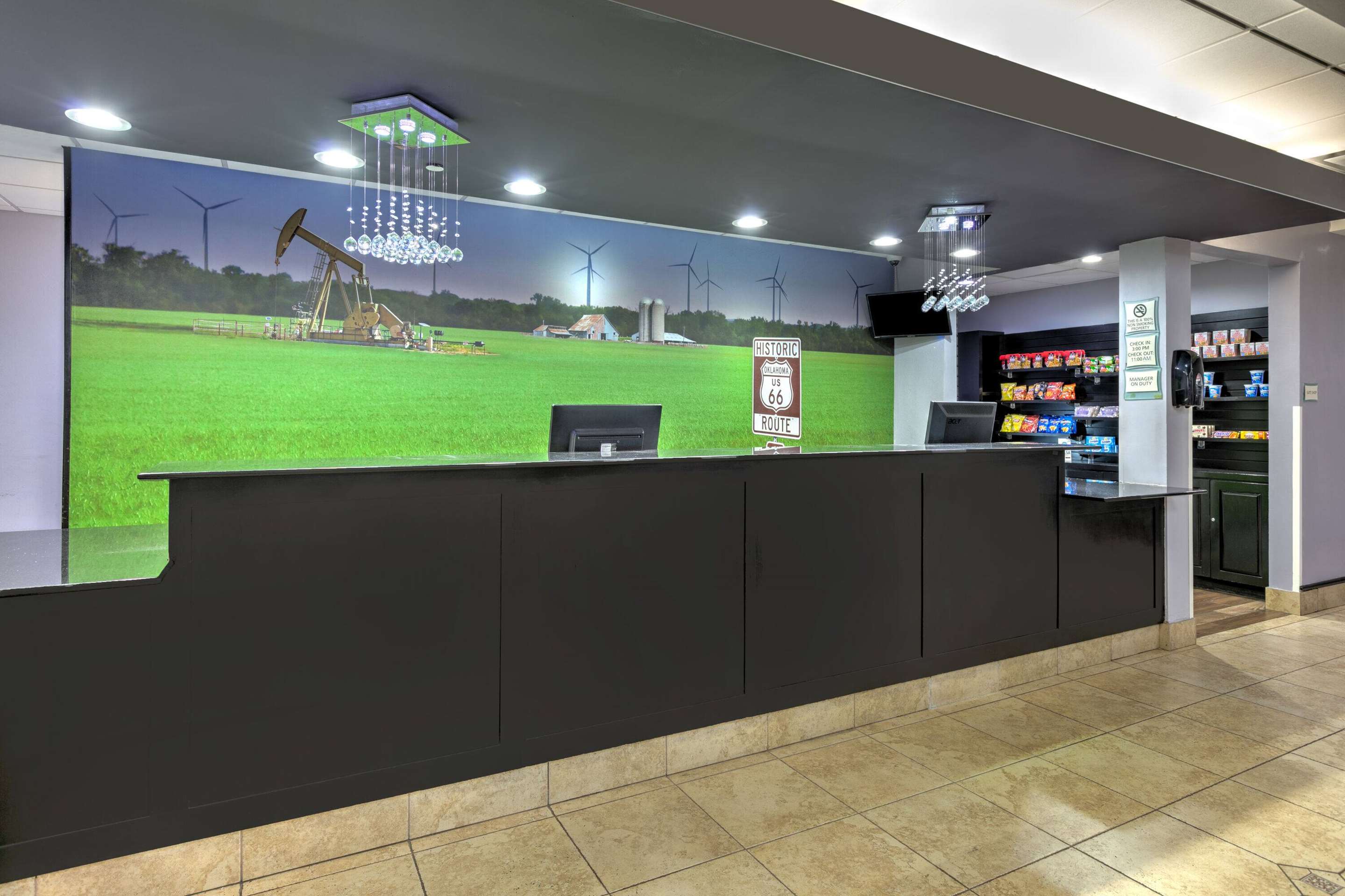 Reception | La Quinta Inn & Suites by Wyndham Tulsa Airpt / Expo Square