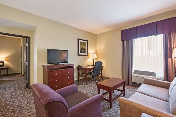 Suite - La Quinta Inn & Suites Richland Hills - I-820, Exit 23