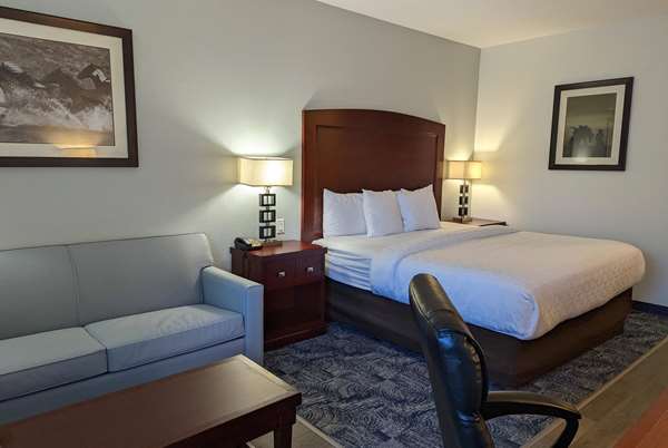  - La Quinta Inn & Suites Richland Hills - I-820, Exit 23