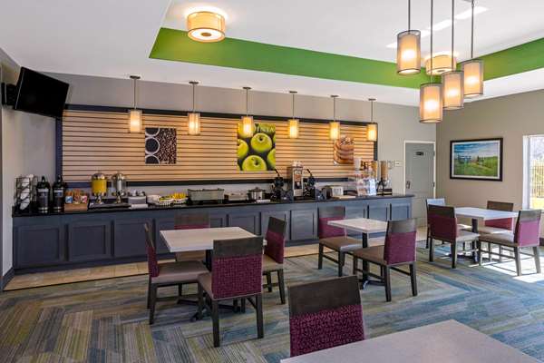  - La Quinta Inn & Suites Brookshire - I-10, Exit 731