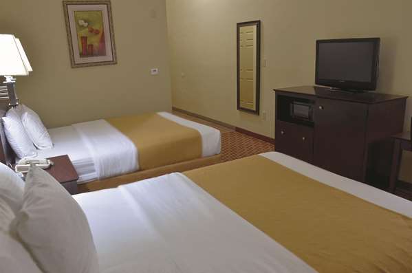  - La Quinta Inn & Suites Alice