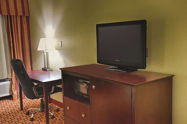  - La Quinta Inn & Suites Alice