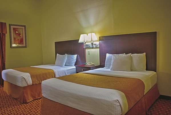  - La Quinta Inn & Suites Alice