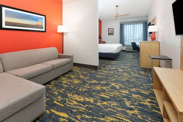  - La Quinta Inn & Suites Las Colinas Irving