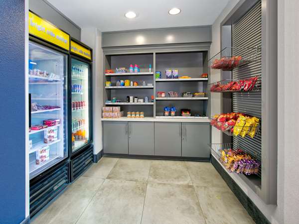  - La Quinta Inn & Suites Las Colinas Irving