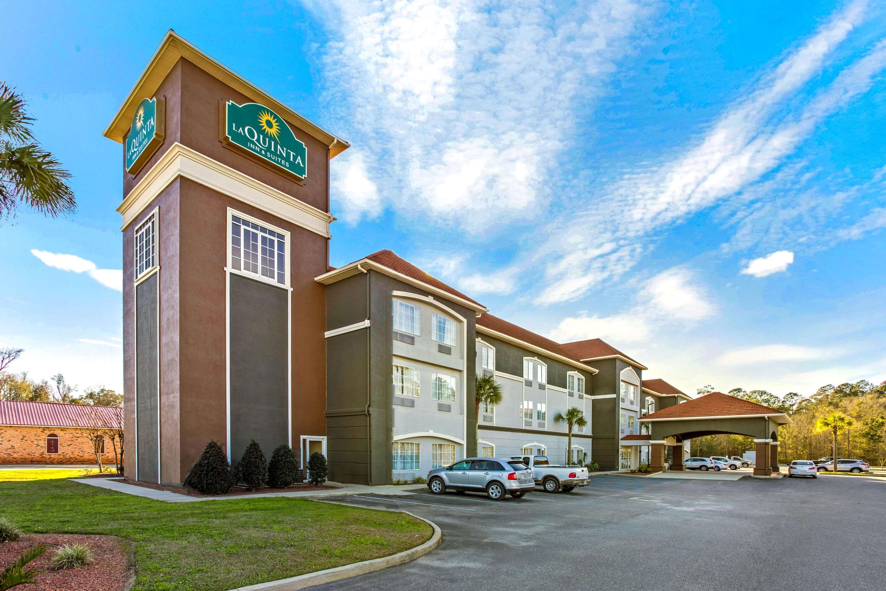 Exterior | La Quinta Inn & Suites by Wyndham Mobile Satsuma / Saraland