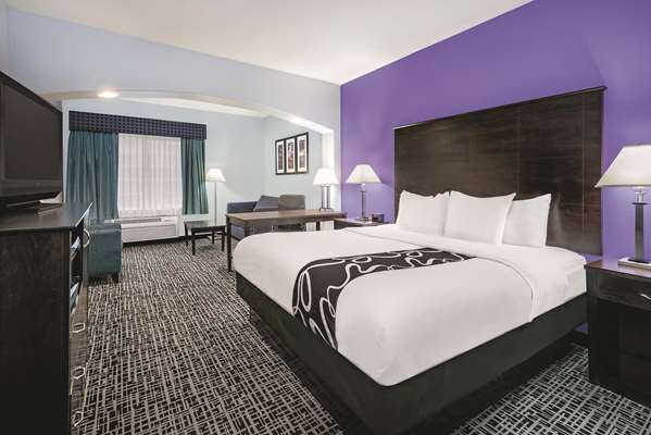  - La Quinta Inn & Suites Dominion San Antonio - I-10, Exit 550