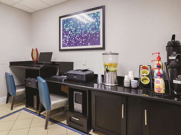 Conference Area - La Quinta Inn & Suites Bowling Green - I-65, Exit 22