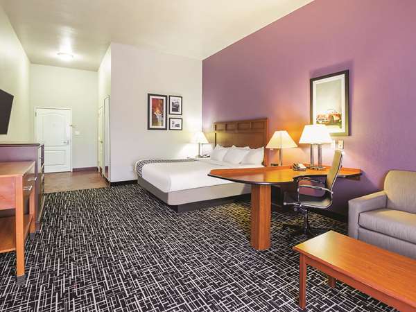  - La Quinta Inn & Suites Bowling Green - I-65, Exit 22
