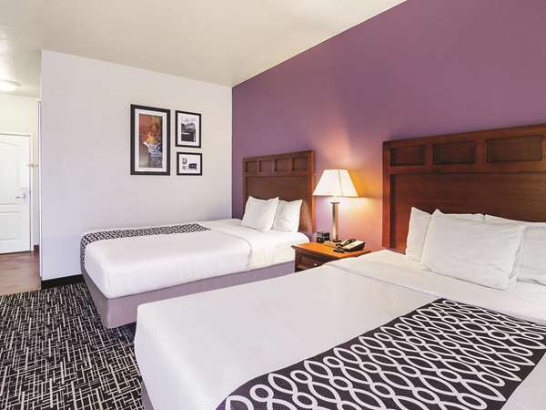 - La Quinta Inn & Suites Bowling Green - I-65, Exit 22