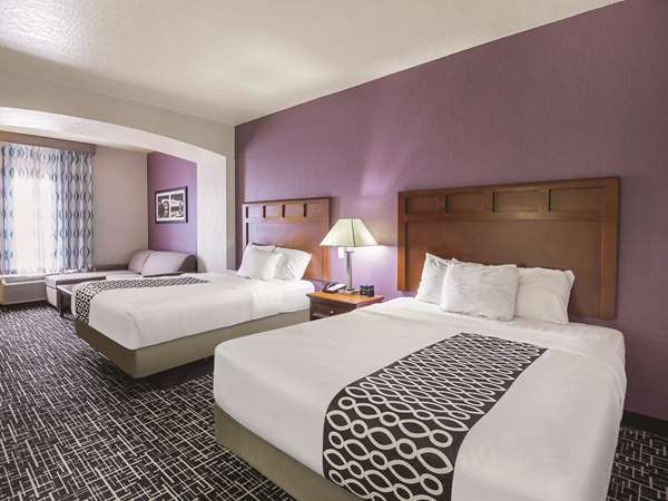  - La Quinta Inn & Suites Bowling Green - I-65, Exit 22