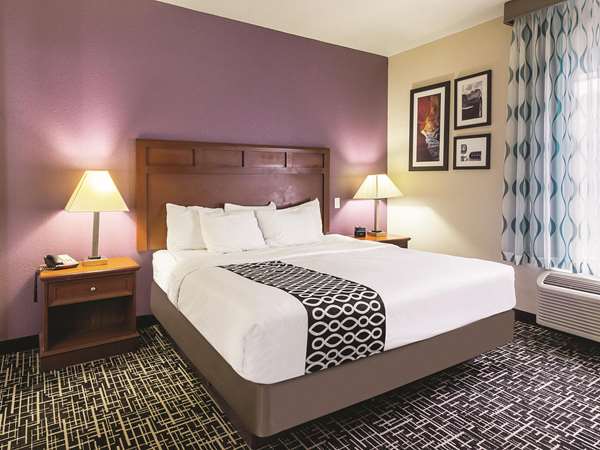 Suite - La Quinta Inn & Suites Bowling Green - I-65, Exit 22