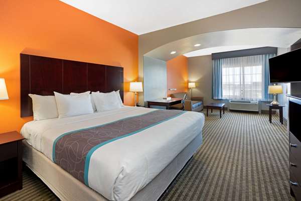 Suite - La Quinta Inn & Suites Airport Humble
