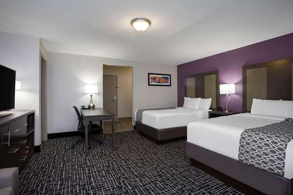 Suite - La Quinta Inn Salem - I-81, Exit 141