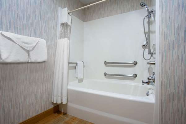  - La Quinta Inn Salem - I-81, Exit 141