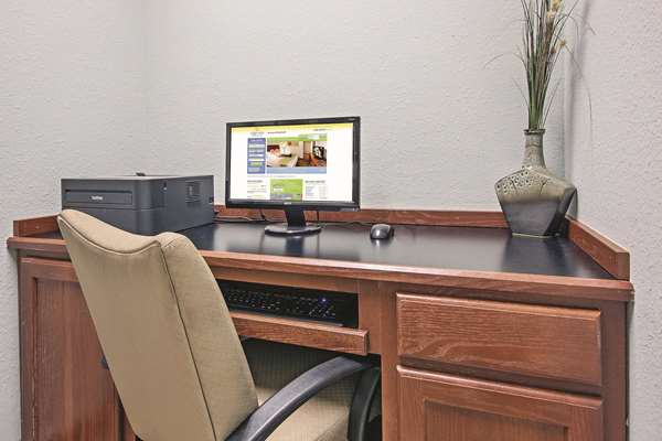 Conference Area - La Quinta Inn & Suites Euless