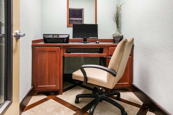 Conference Area - La Quinta Inn & Suites Euless