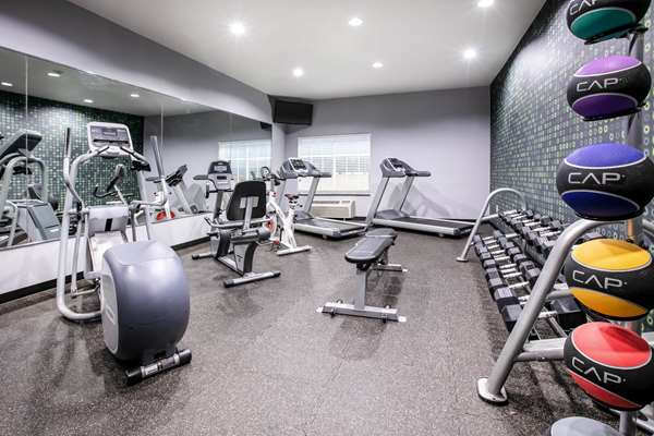 Fitness/ Exercise Room - La Quinta Inn & Suites Euless