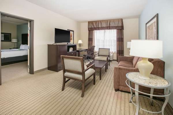 Suite - La Quinta Inn & Suites Euless