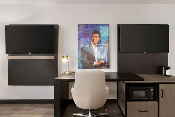  - La Quinta Inn & Suites Dothan