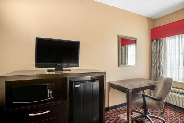  - La Quinta Inn & Suites Conway - I-40, Exit 125