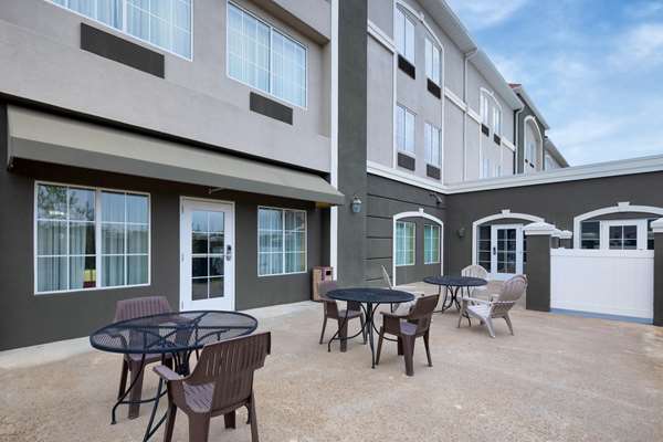  - La Quinta Inn & Suites West Macon - I-475, Exit 3