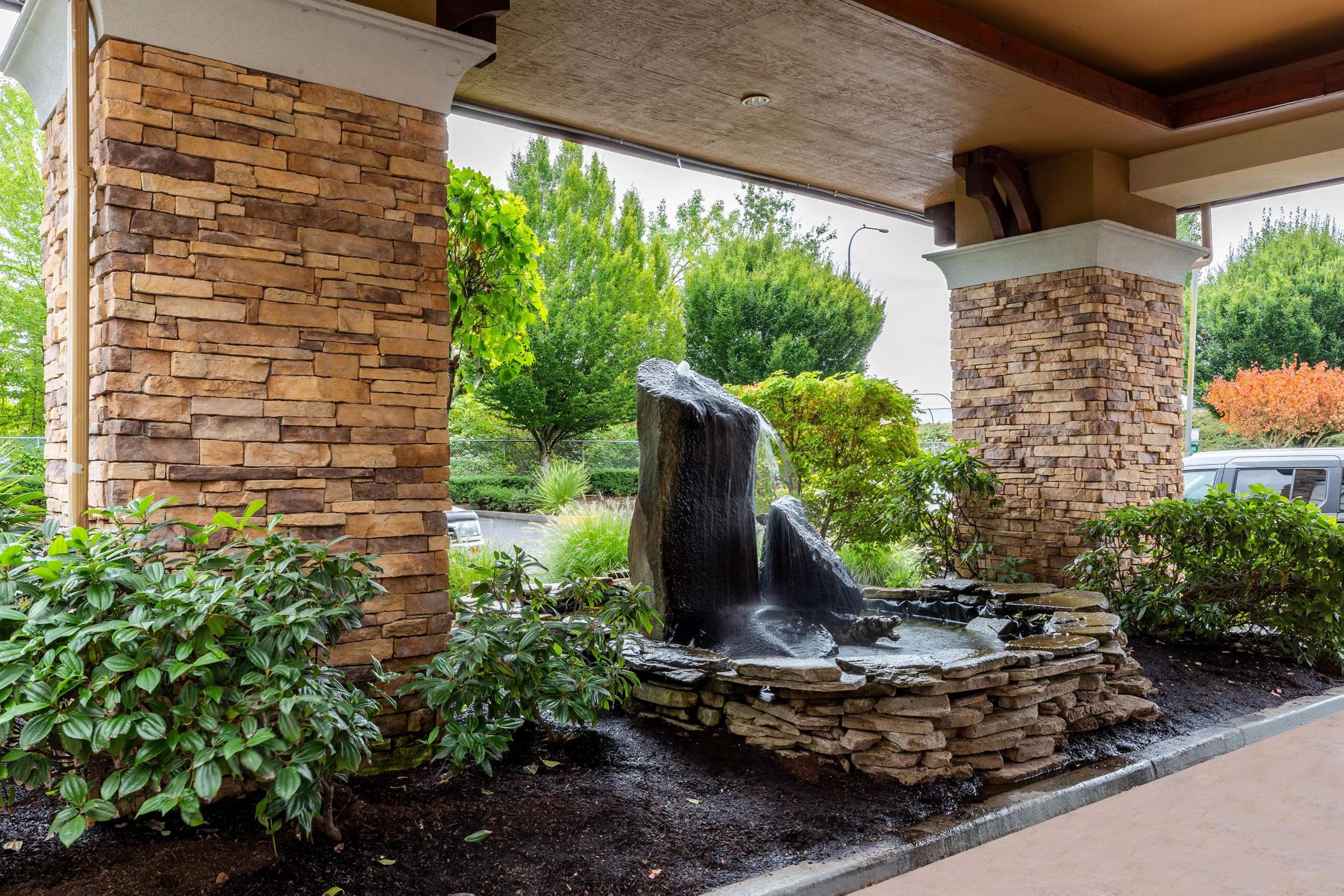 Exterior | La Quinta by Wyndham Vancouver