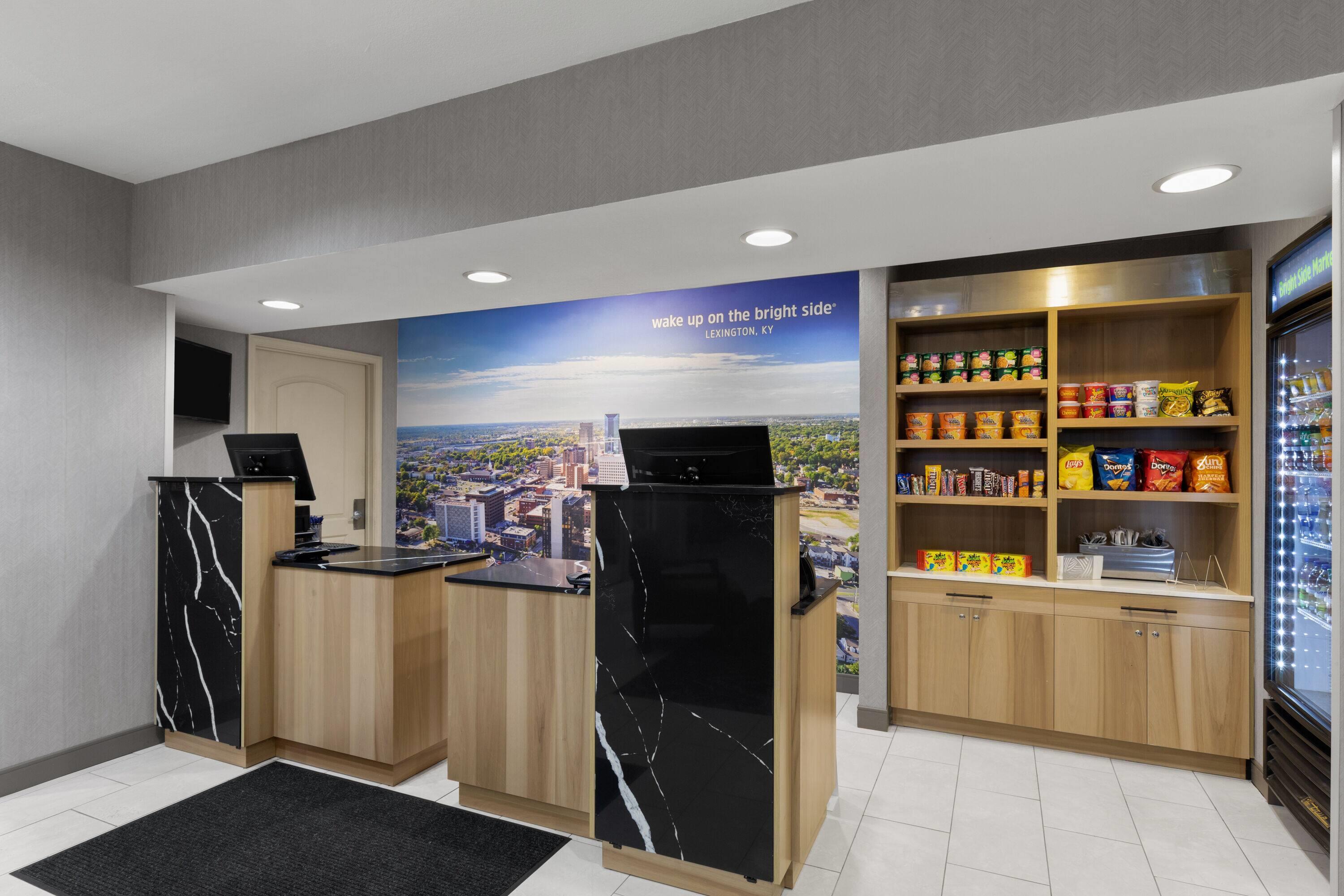 Reception | La Quinta by Wyndham Lexington South / Hamburg