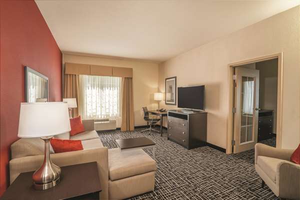 Suite - La Quinta Inn & Suites Smyrna - I-24, Exit 66
