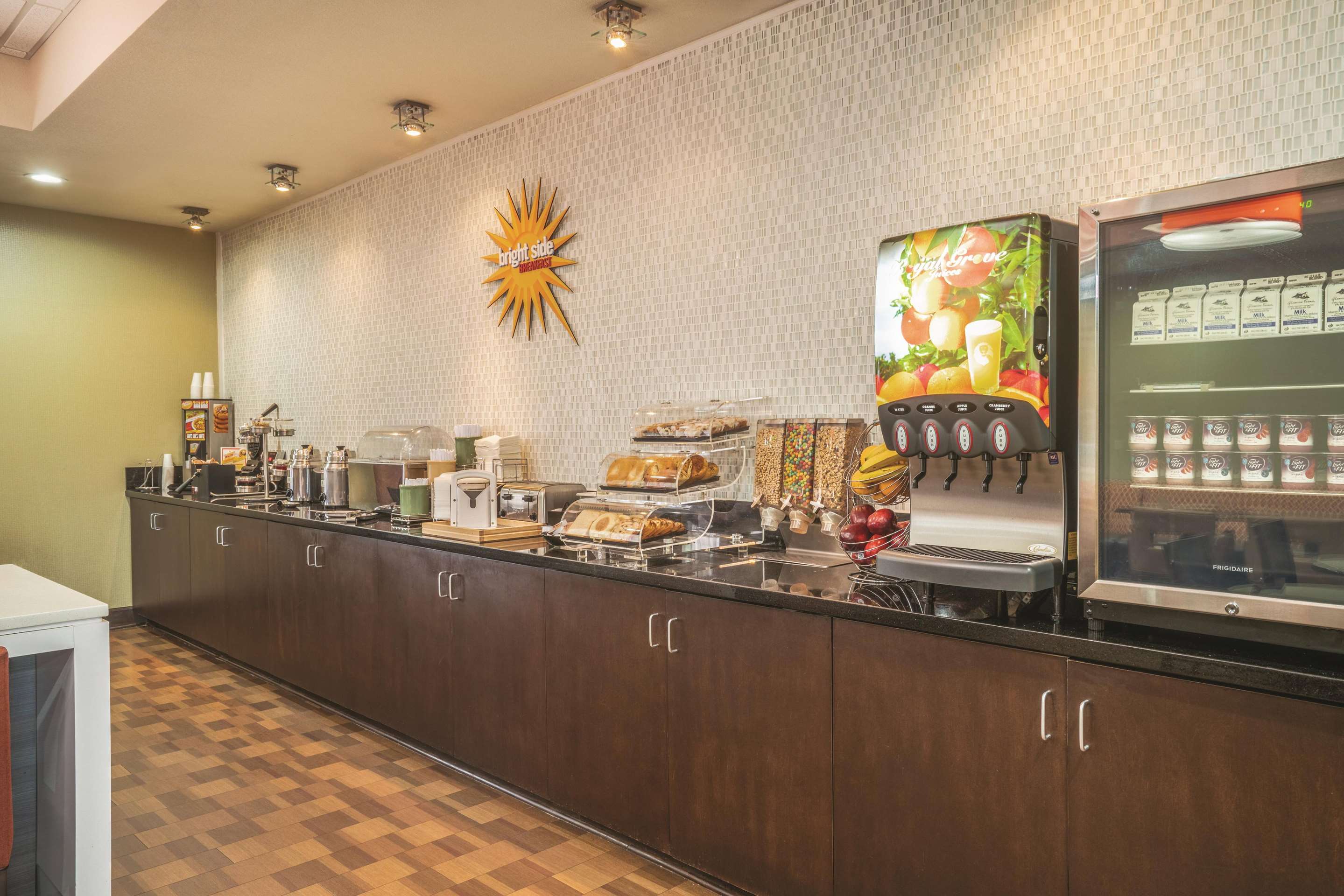 Property amenity | La Quinta Inn & Suites by Wyndham Smyrna TN - Nashville
