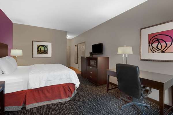  - La Quinta Inn & Suites Lumberton