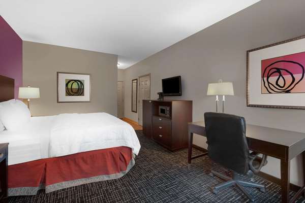  - La Quinta Inn & Suites Lumberton