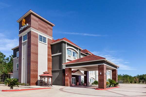 Exterior view - La Quinta Inn & Suites Lumberton