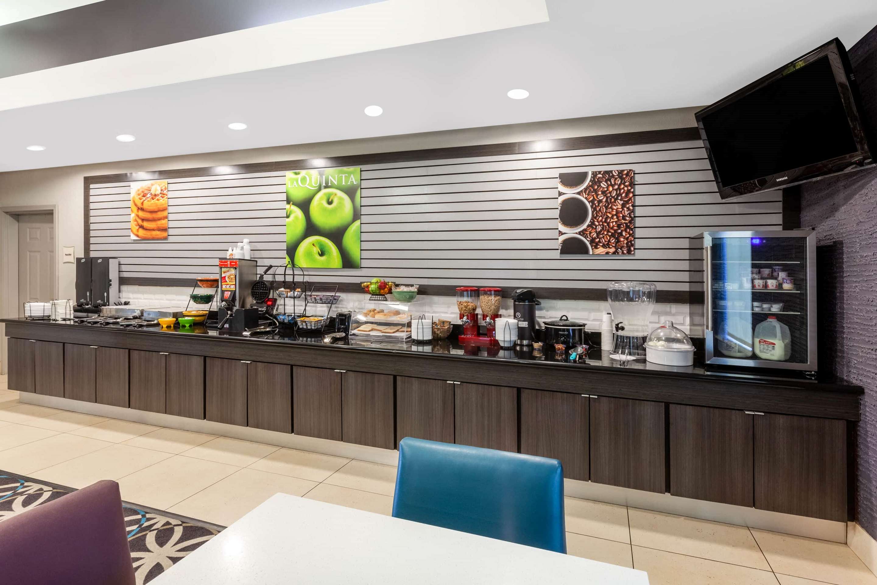 Property amenity | La Quinta Inn & Suites by Wyndham Lumberton