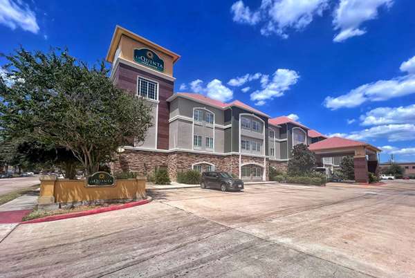 Exterior view - La Quinta Inn & Suites Energy Corridor Houston