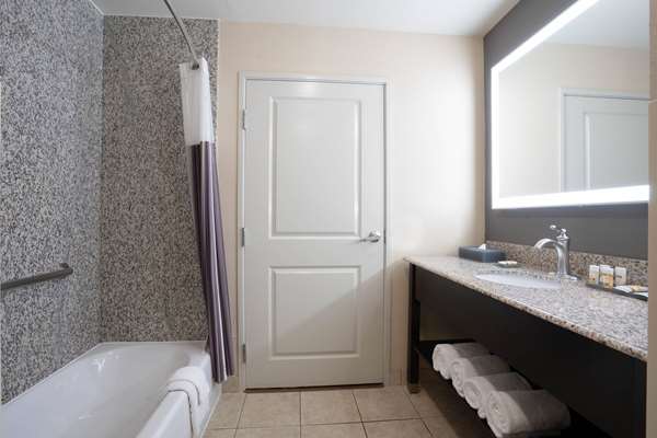  - La Quinta Inn & Suites Energy Corridor Houston
