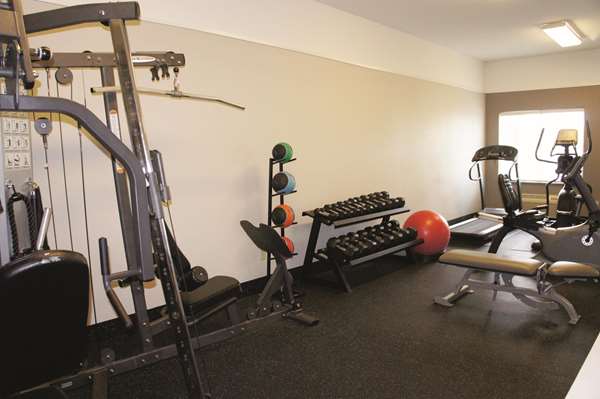Fitness/ Exercise Room - La Quinta Inn & Suites Raymondville