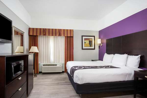  - La Quinta Inn & Suites Raymondville