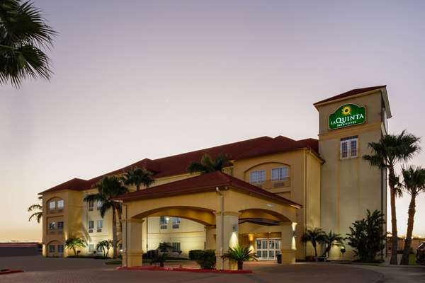 Exterior view - La Quinta Inn & Suites Raymondville