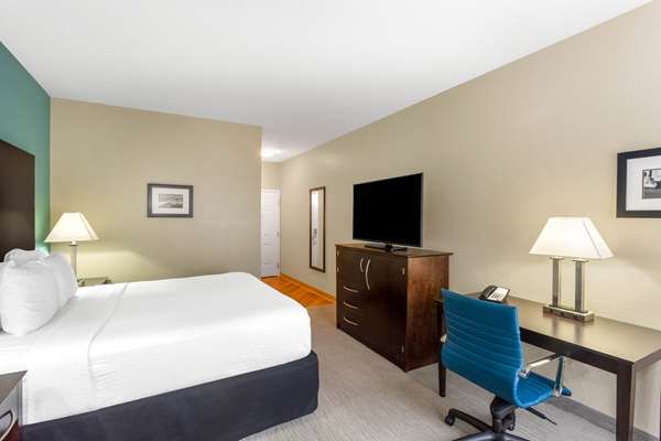  - La Quinta Inn & Suites Sebring