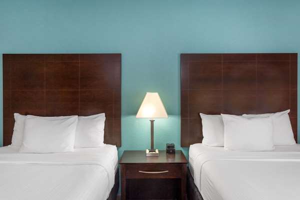  - La Quinta Inn & Suites Sebring