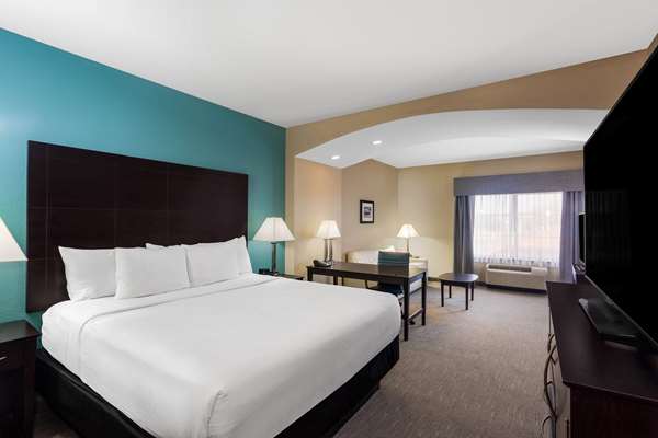  - La Quinta Inn & Suites Sebring