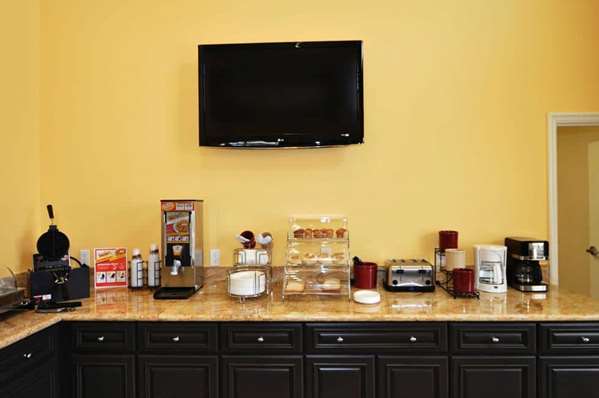  - La Quinta Inn & Suites Moreno Valley