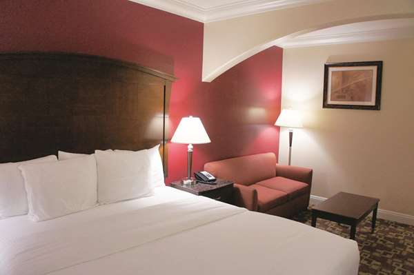  - La Quinta Inn & Suites Moreno Valley