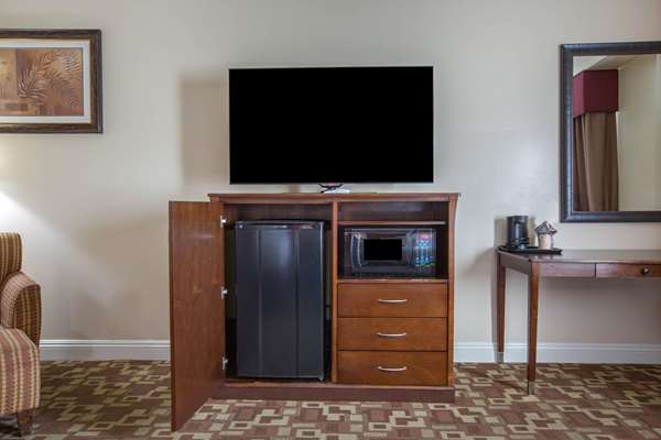  - La Quinta Inn & Suites Moreno Valley