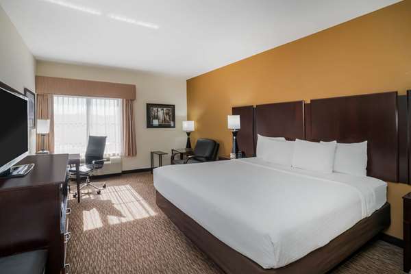  - La Quinta Inn & Suites Wolfchase Memphis - I-40 at Exit 18