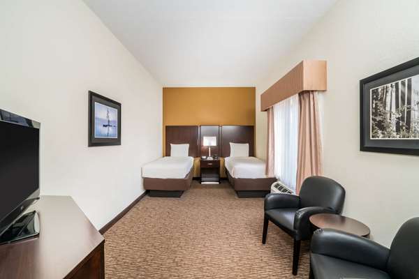 Suite - La Quinta Inn & Suites Wolfchase Memphis - I-40 at Exit 18